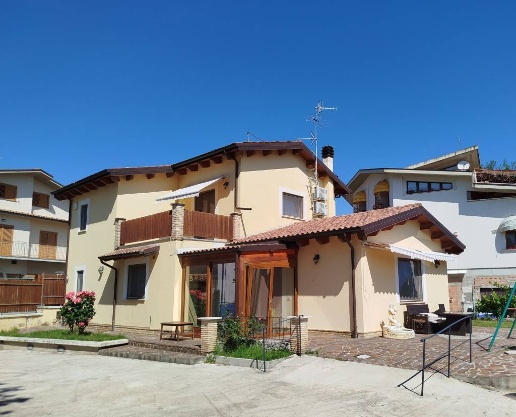 casa indipendente in vendita a San Martino sulla Marrucina