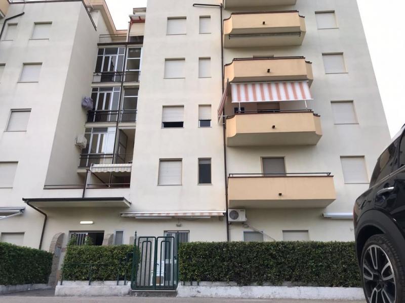 appartamento in vendita a San Salvo in zona San Salvo Marina