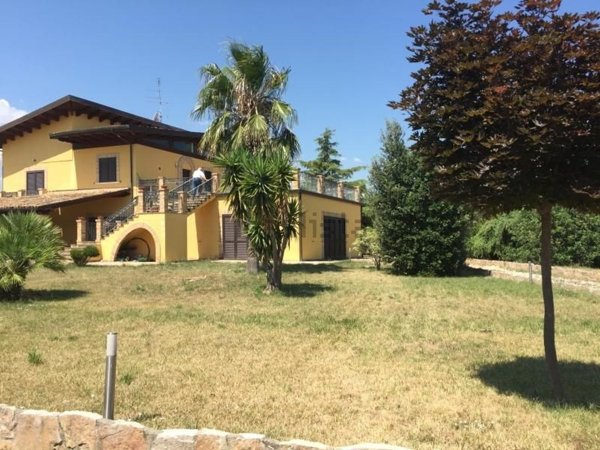 casa indipendente in vendita a San Salvo