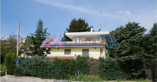 casa indipendente in vendita a San Salvo