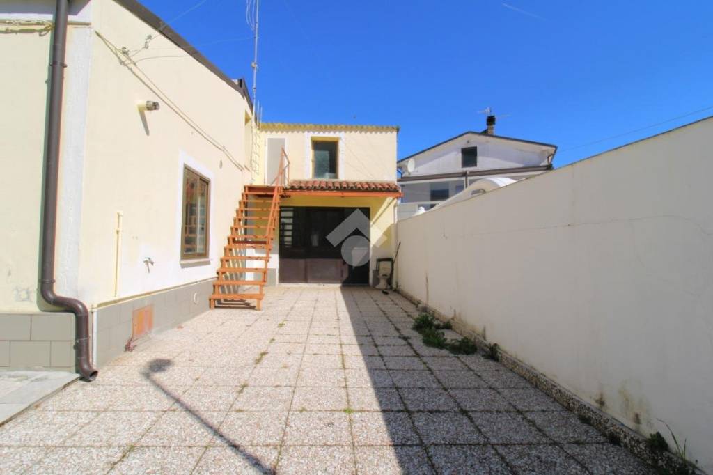 casa indipendente in vendita a San Salvo