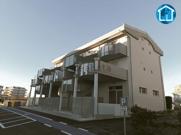 locale commerciale in vendita a San Salvo in zona San Salvo Marina