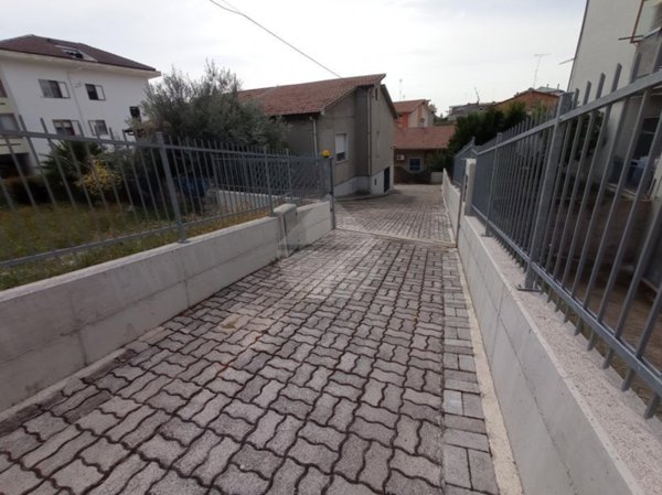 casa indipendente in vendita a San Salvo