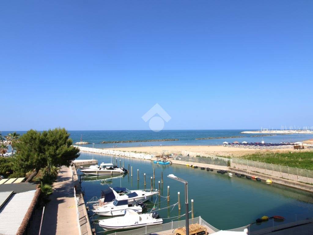 appartamento in vendita a San Salvo in zona San Salvo Marina
