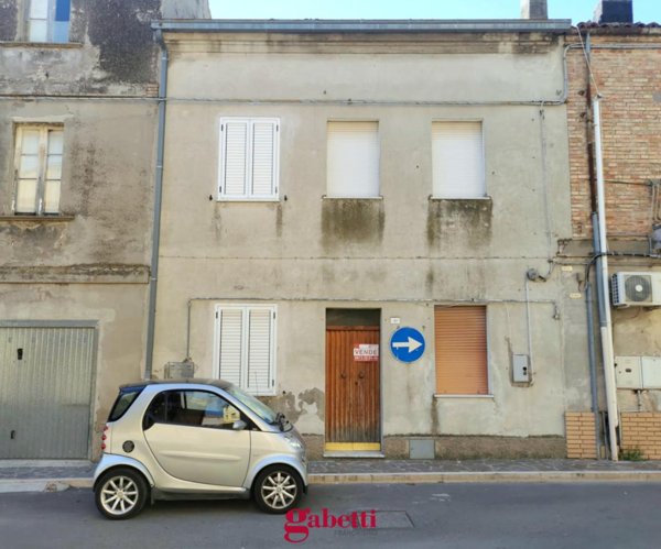 casa indipendente in vendita a San Salvo