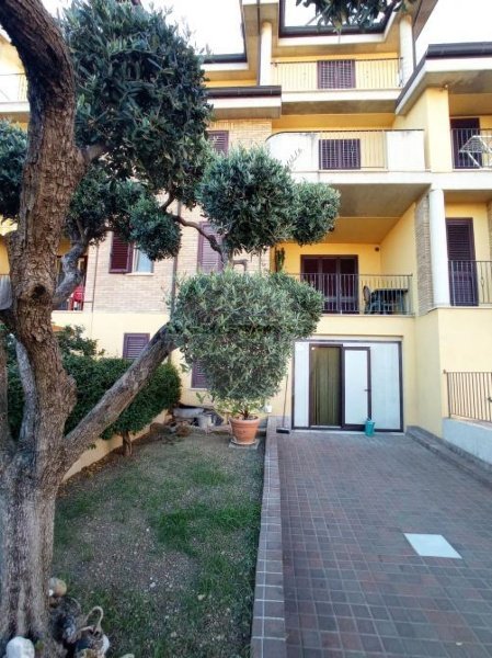 casa indipendente in vendita a San Salvo