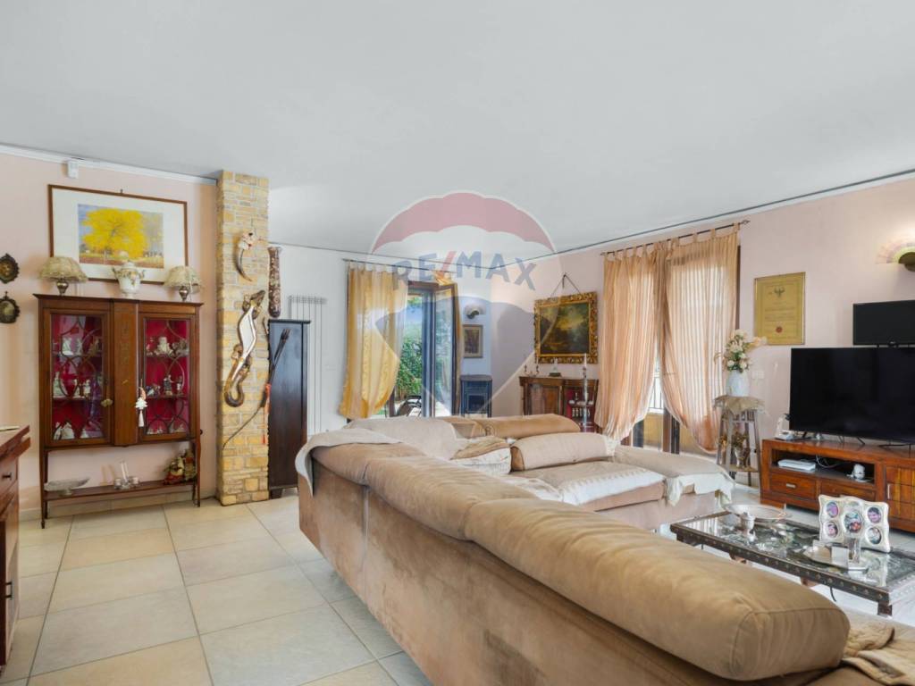 casa indipendente in vendita a San Salvo