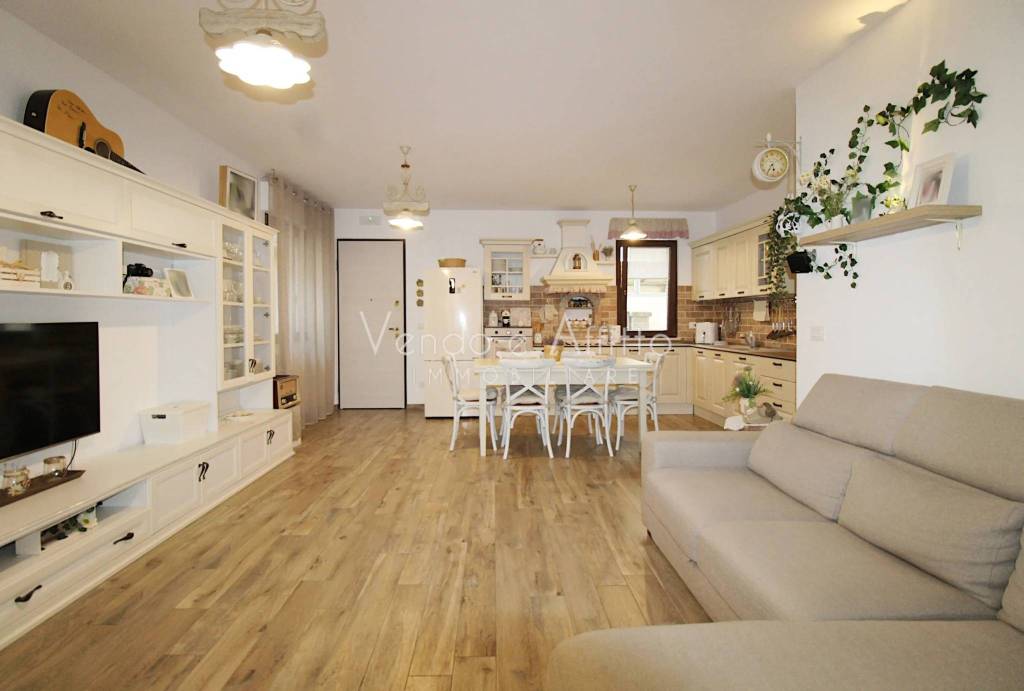 casa indipendente in vendita a San Salvo