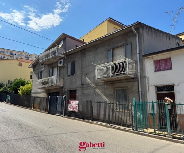 casa indipendente in vendita a San Salvo