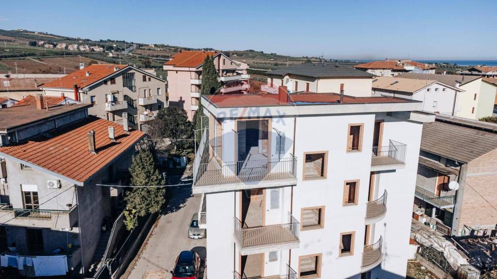 casa indipendente in vendita a San Salvo