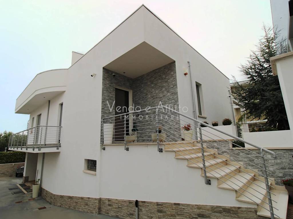 casa indipendente in vendita a San Salvo