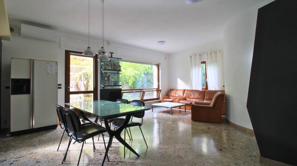 casa indipendente in vendita a San Salvo