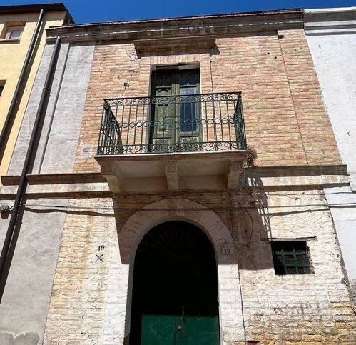 casa indipendente in vendita a San Salvo