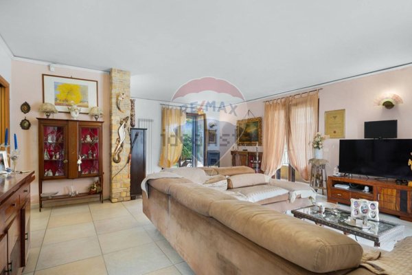 casa indipendente in vendita a San Salvo