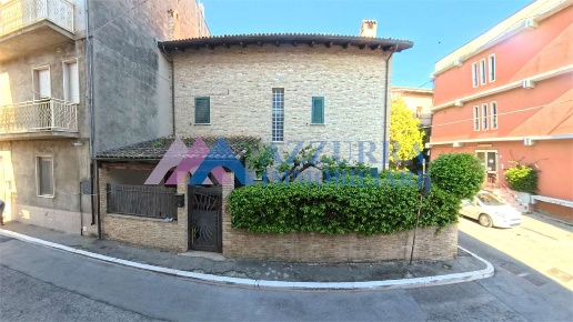 casa indipendente in vendita a San Salvo