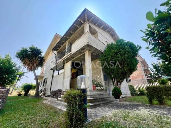 casa indipendente in vendita a San Salvo