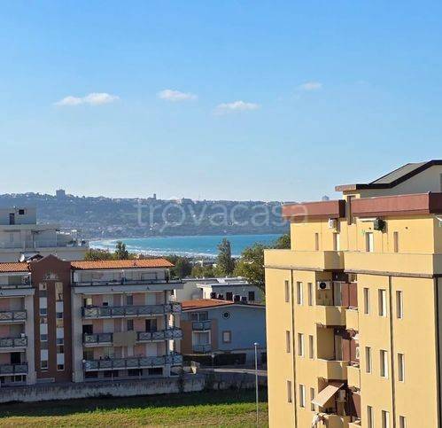 appartamento in vendita a San Salvo in zona San Salvo Marina