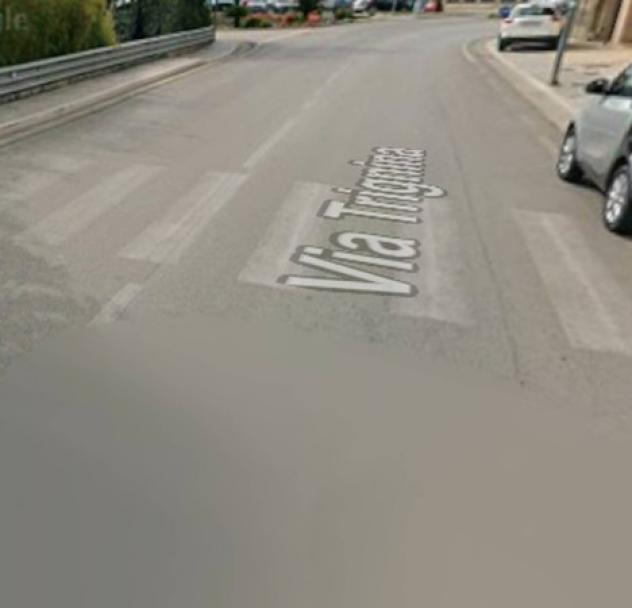 locale commerciale in vendita a San Salvo