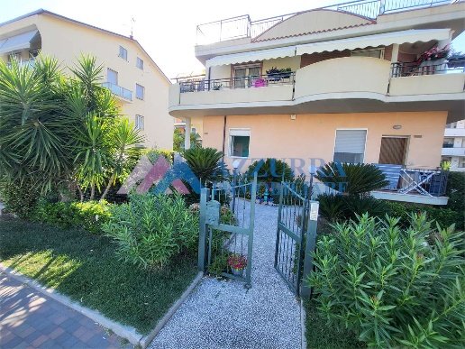 appartamento in vendita a San Salvo in zona San Salvo Marina