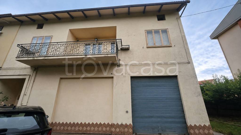 casa indipendente in vendita a San Salvo