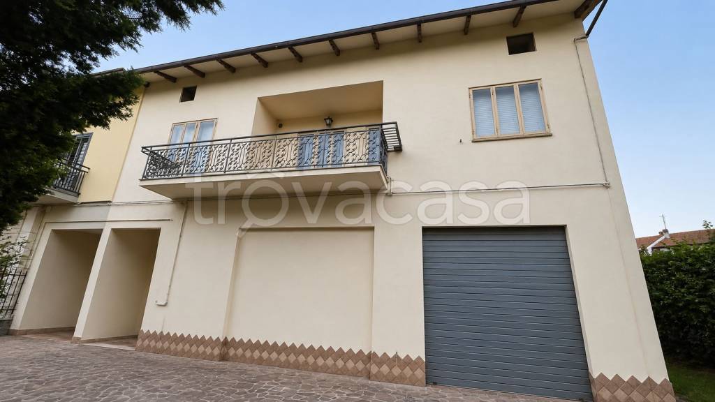 casa indipendente in vendita a San Salvo