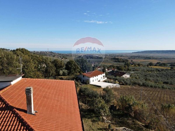 appartamento in vendita a Santa Maria Imbaro in zona Colli