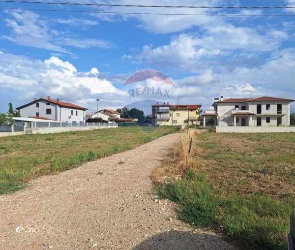 terreno edificabile in vendita a Santa Maria Imbaro in zona Perilli
