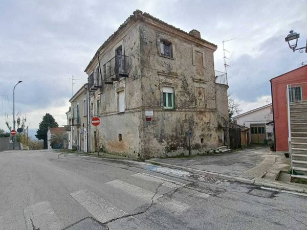 casa indipendente in vendita a Santa Maria Imbaro