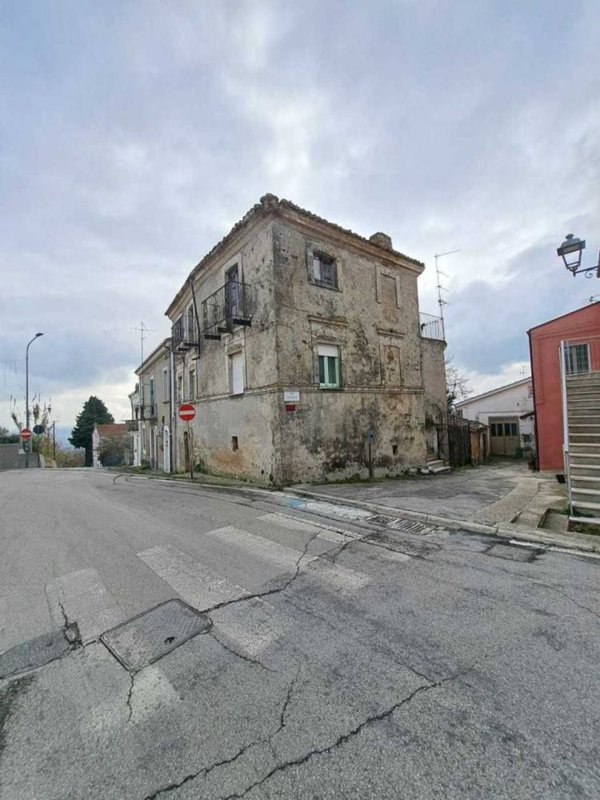 casa indipendente in vendita a Santa Maria Imbaro