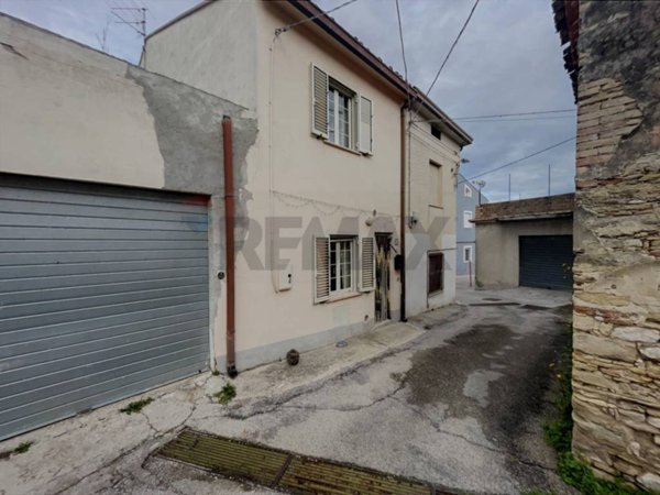 casa indipendente in vendita a Santa Maria Imbaro in zona Perilli