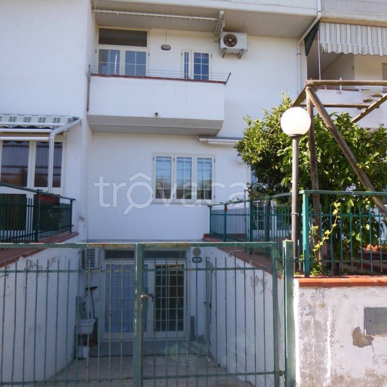 casa indipendente in vendita a Santa Maria Imbaro