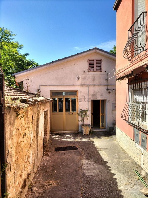 appartamento in vendita a Santa Maria Imbaro in zona Perilli