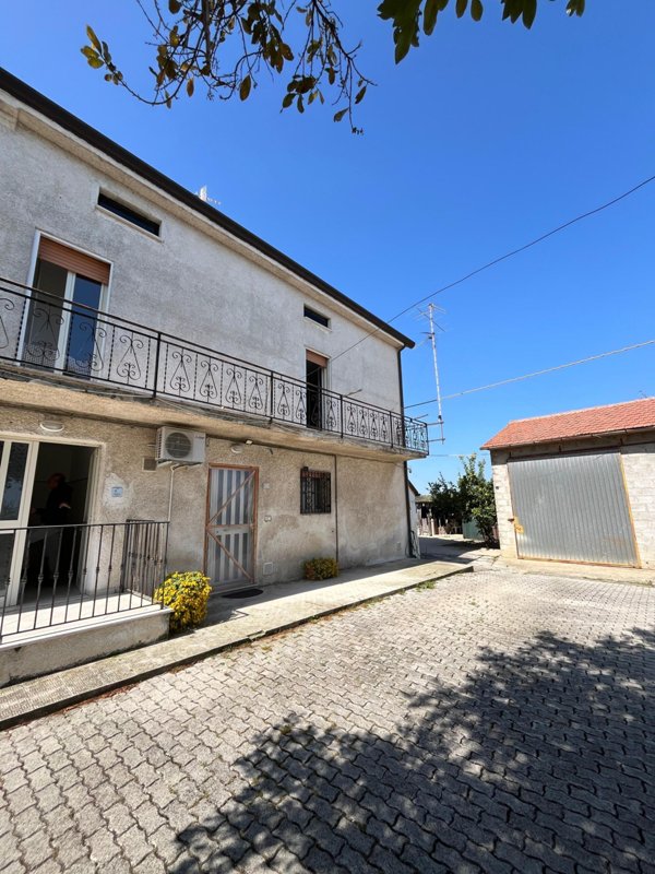 appartamento in vendita a Santa Maria Imbaro in zona Perilli