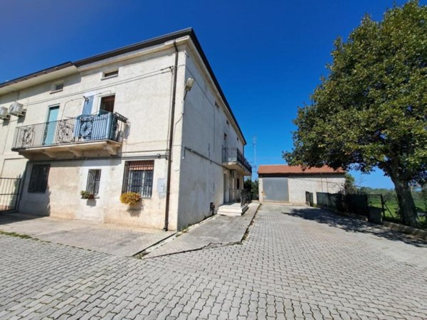appartamento in vendita a Santa Maria Imbaro in zona Perilli