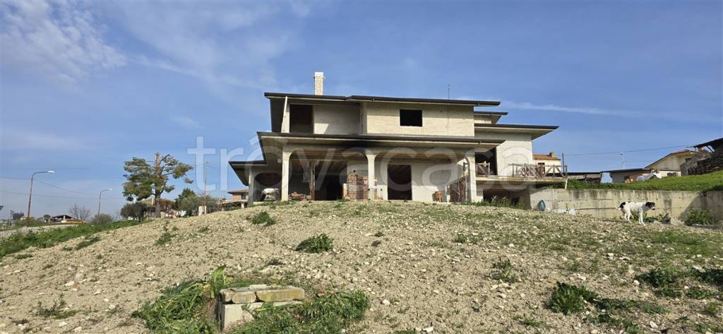 casa indipendente in vendita a Sant'Eusanio del Sangro in zona Cotti