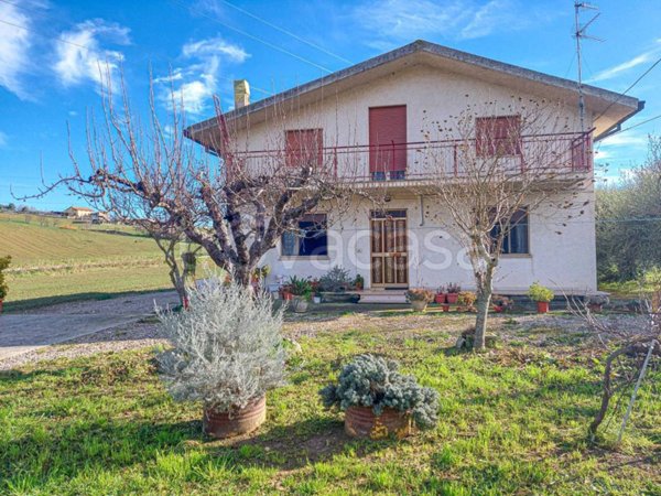 casa indipendente in vendita a Sant'Eusanio del Sangro in zona Santa Lucia