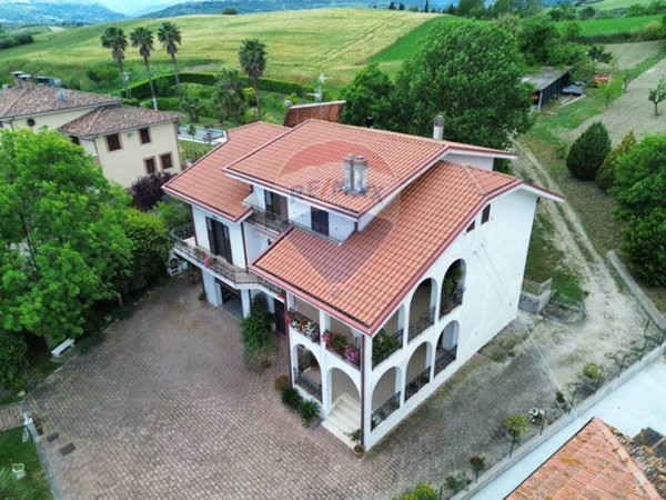casa indipendente in vendita a Sant'Eusanio del Sangro