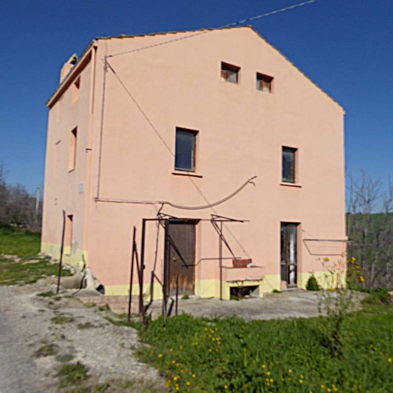 casa indipendente in vendita a Sant'Eusanio del Sangro