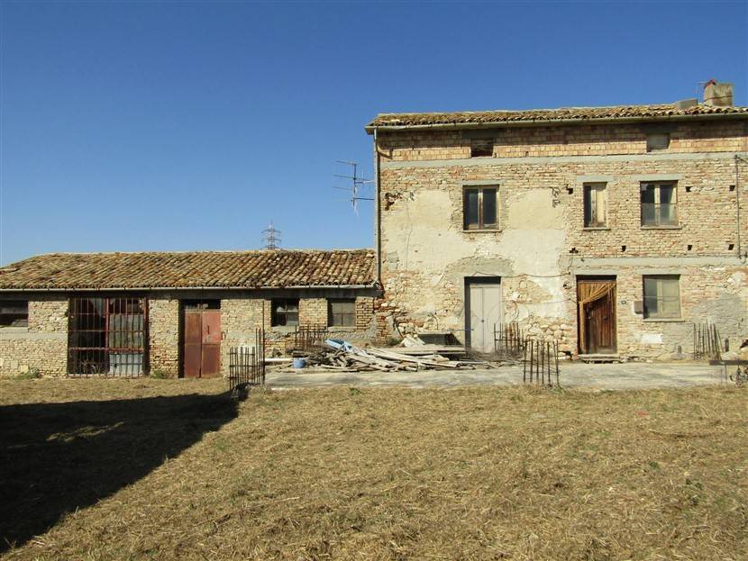 casa indipendente in vendita a Sant'Eusanio del Sangro in zona Saponelli