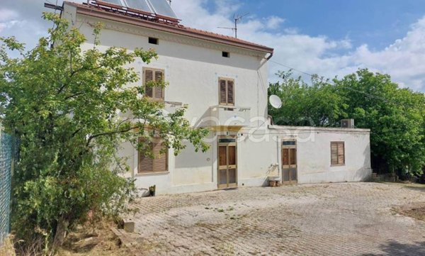 casa indipendente in vendita a Sant'Eusanio del Sangro in zona Cotti