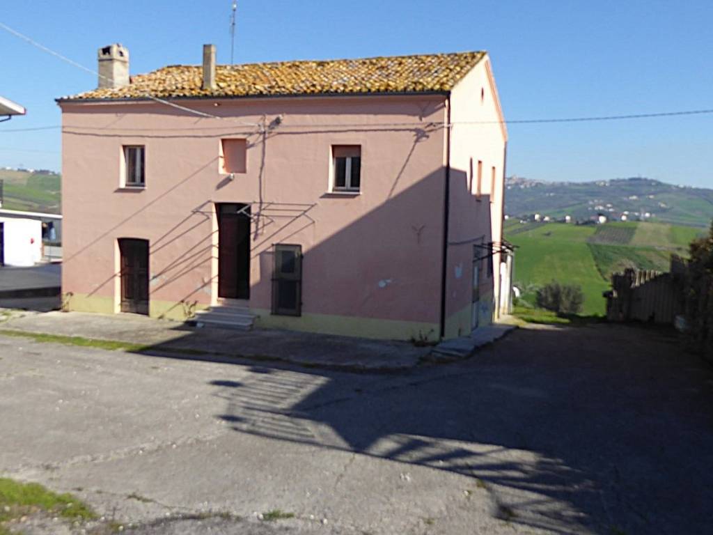 casa indipendente in vendita a Sant'Eusanio del Sangro