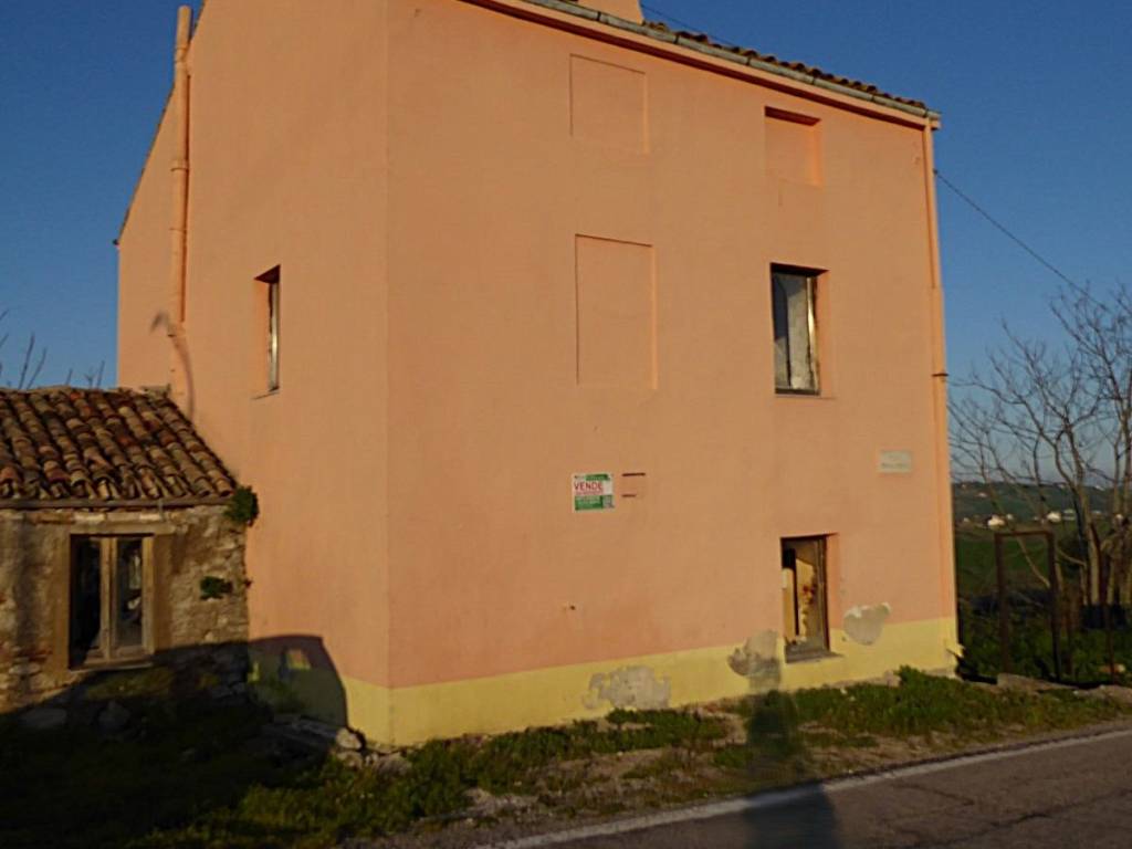 casa indipendente in vendita a Sant'Eusanio del Sangro
