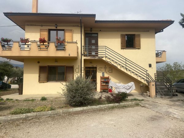 casa indipendente in vendita a Sant'Eusanio del Sangro
