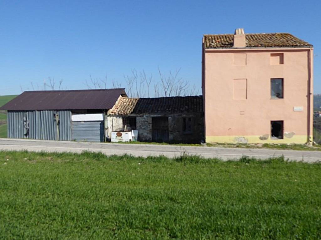 casa indipendente in vendita a Sant'Eusanio del Sangro