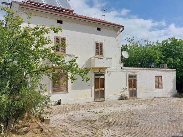 casa indipendente in vendita a Sant'Eusanio del Sangro