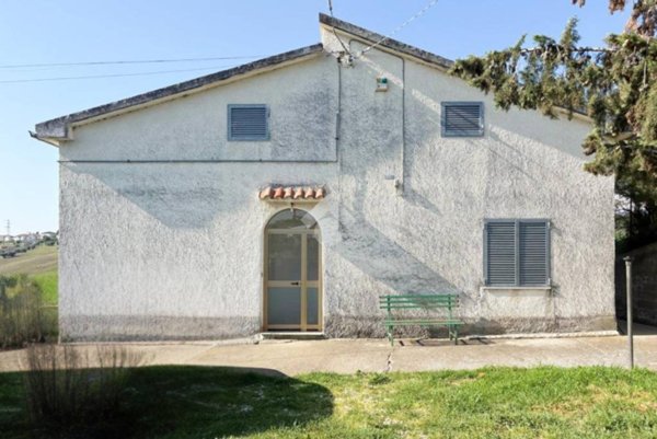casa indipendente in vendita a Sant'Eusanio del Sangro in zona Santa Lucia