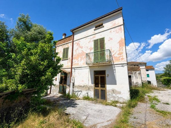 casa indipendente in vendita a Sant'Eusanio del Sangro in zona Cotti