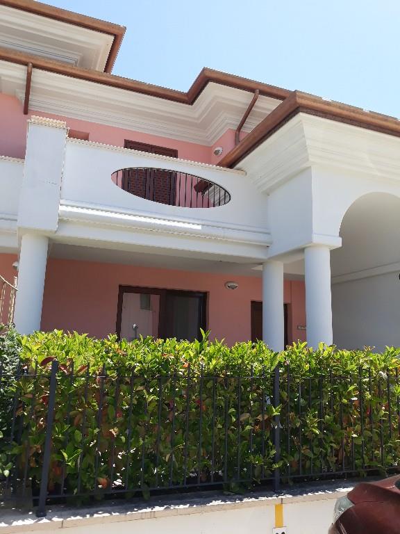 casa indipendente in vendita a San Vito Chietino in zona Mancini
