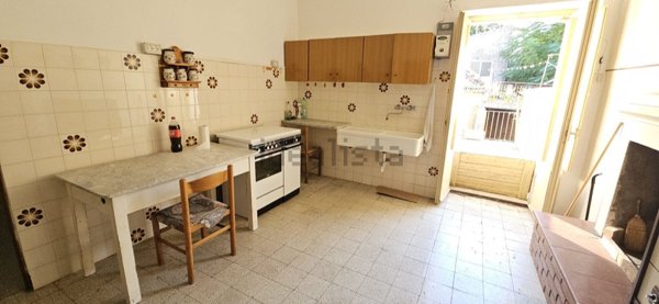 casa indipendente in vendita a San Vito Chietino in zona Sant'Apollinare
