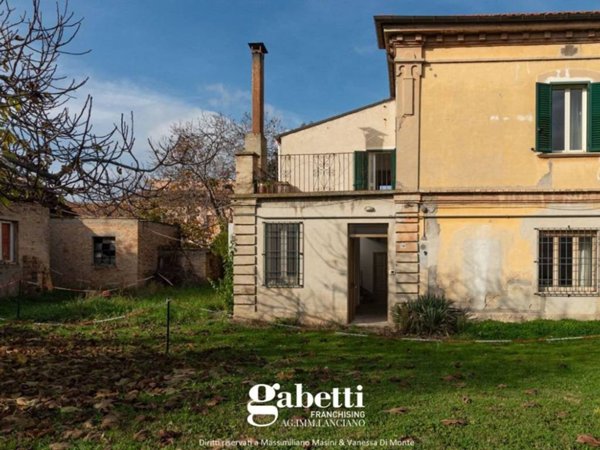 casa indipendente in vendita a San Vito Chietino in zona Sant'Apollinare